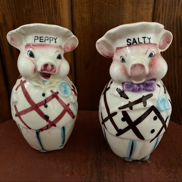 Vintage Napco Pig Salt & Pepper Shakers - Picture 1 of 8